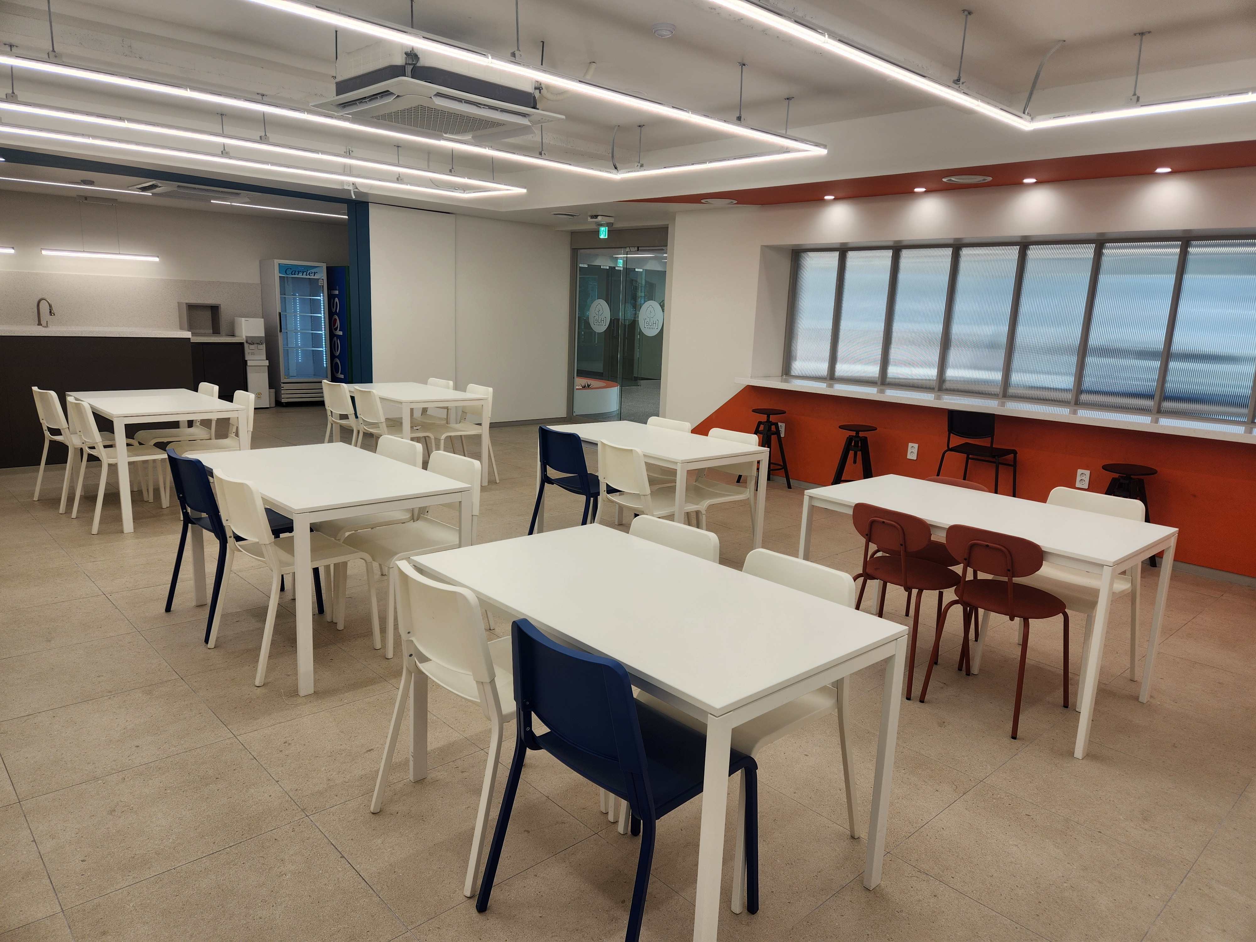 이미지 설명이 들어갑니다.